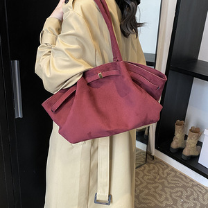 Bolso Tote de Gran Capacidad para Mujer, Plegable y Duradero, Diseño Exclusivo, de Gamuza, para Llevar Bajo el Brazo o al Hombro - Product Image 3