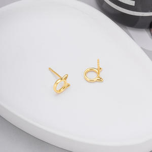 Серьги-гвоздики в форме кошки - Product Image 4