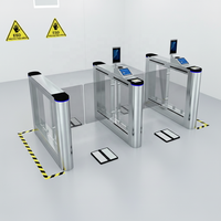 Barrière pivotante CE certifiée SUS304 avec testeur ESD intégré, contrôle d'accès RFID et reconnaissance faciale pour la fabrication électronique