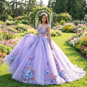 Robe de bal élégante violette pour Quinceañera Dy1546, taille naturelle, décolleté cœur, traîne Watteau, appliques, fleurs 3D, corset scintillant pour soirée - Product Image 1
