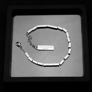 Pulsera de Cadena Geométrica Plateada de Diseño Simple y Popular, Estilo Hiphop, de Acero de Titanio, Unisex, Joyería al por Mayor - Product Image 4
