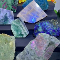 Vente en gros de plaques de cristal naturel mélangées, tranches de pierres précieuses polies, spécimens minéraux, pierres de guérison, plaques plates pour la décoration intérieure