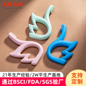 Brosse à dents en silicone en forme de cygne pour bébés de 0 à 6 mois, sans BPA, protection dentaire de qualité alimentaire, blanc, vert menthe - Product Image 4