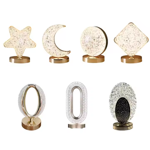 Nordischer Stil RGB LED Tischlampe für Schlafzimmer Wiederaufladbare Nachtleuchte mit Romantischem Stern-Mond-Dekor Batteriebetrieben - Product Image 2