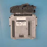 Placa de Computadora ECU Usada, Código LF7, Compatible con K5 K3 IX35 Sportage R 2.0L, Piezas Desmontadas de Segunda Mano 39111-2ELM0 MEG17.9.8