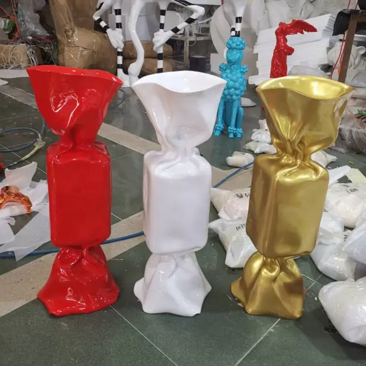 Enfeites de arte pop personalizados, enfeites de fibra de vidro para casamento, escultura de doces