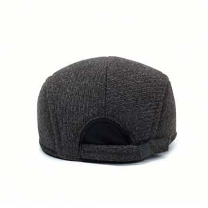 En gros, Bérets d'hiver pour hommes d'extérieur, chauds, en polaire épaisse, à rayures, avec cache-oreilles, style casquette Peaky et casquette Ivy pour hommes seniors - Product Image 4