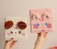 Carnet à couverture rigide carrée avec motifs d'ours, de lapin et de chat en peluche, journal, album