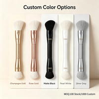 Pinceau de maquillage professionnel double tête OEM ODM avec logo personnalisé, pinceau 2-en-1 pour contour, fond de teint et fard à joues, fabricant avec emballage