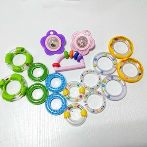 Múltiples colores bebé jugar círculo anillo de plástico de silicona anillo de dentición del bebé de juguete - Product Image 1