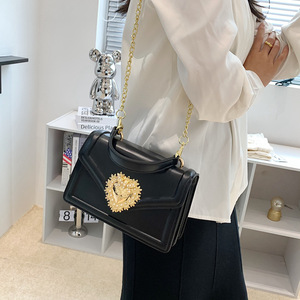 <span class=keywords><strong>Sac</strong></span> bandoulière haut de gamme pour femme avec fermoir magnétique, design rétro européen et américain en forme de cœur, <span class=keywords><strong>petit</strong></span> format carré - Product Image 3