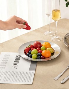 Assiette à fruits ronde en acier inoxydable durable avec design encastré pour mariages et décoration intérieure (vente en gros) - Product Image 5