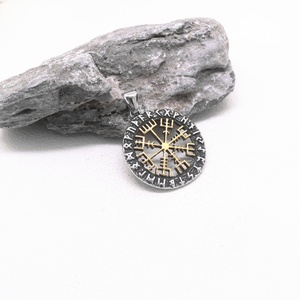 Colgante Vikingo Nórdico Punk de Acero Inoxidable, Collar Unisex con Brújula de Motero, Chapado en Plata con Perlas, Amuletos para Fiestas, Niños y Hombres - Product Image 2