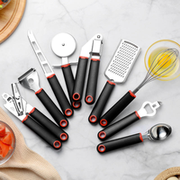Logo personnalisé multi-fonction 9 pièces ensemble d'ustensiles de cuisine pour la cuisson des oeufs fouet ciseaux couteau éplucheur ensembles de gadgets