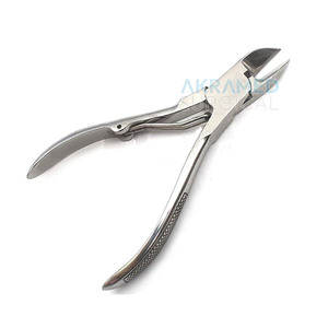 Pinces à ongles à cuticules professionnelles de haute qualité pinces coupantes faites à la main au Pakistan - Product Image 2