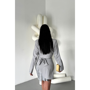 Ensemble veste courte et jupe gris en polyviscose pour femme avec détail plissé à carreaux - Product Image 1