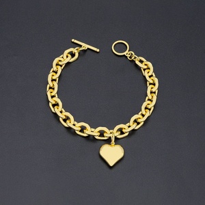 Bracelets en laiton de haute qualité plaqués or 24 carats avec zircon cubique en forme de cœur, design élégant et nouveau pour les cadeaux et les mariages - Product Image 2