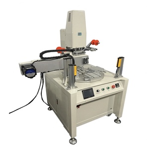 Presse à Chaud Rotative Électrique Automatique à 4 Stations, Nouvelle Technologie pour le Marquage à Chaud, la Letterpress, les Casquettes, les Pièces Automobiles, le Plastique et l'Encre - Product Image 4