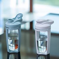 Bouteilles de shaker à protéines en plastique personnalisées avec logo imprimé, de haute qualité, fabriquées en usine pour le sport et la remise en forme