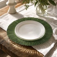Assiettes de présentation rondes en verre de 13 pouces personnalisables avec logo, écologiques et modernes, pour mariages, fêtes et usage domestique (vente en gros)