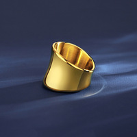 Übertriebener Vintage Edelstahl breiter Gesichts ring Glänzender vergoldeter PVD-Schmuck ring