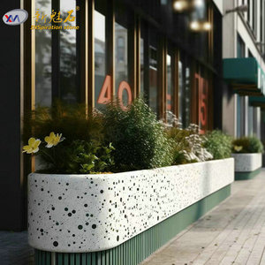 Nuevos Materiales de Construcción en Piedra, Banco de Terrazo, Asientos Modulares para Exteriores con Integración de Jardín de Flores - Product Image 4