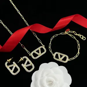 2024 New Fashion Luxury 18K Gold Plated Zircon perfume Bottle Pendant Stainless Steel Women's Jewelry Set