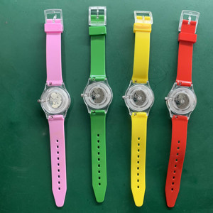 Montre à quartz décontractée en plastique transparent de couleur bonbon, personnalisable avec logo, pour hommes, femmes et enfants - Product Image 6