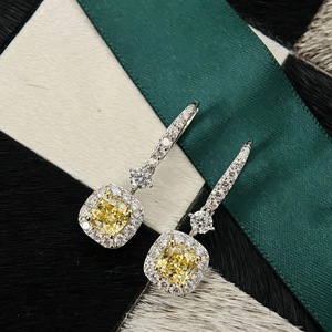 Pendientes Colgantes de Plata de Ley S925 con Diamante Cuadrado Amarillo Claro, Estilo Clásico con Borla y Detalles de Diamantes Amarillos - Product Image 5