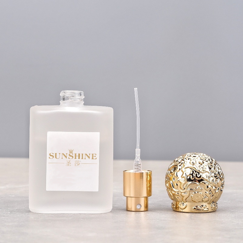 customised glass bottle