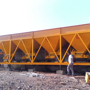 เครื่องป้อนรวมแบบเย็นสำหรับงานหนักพร้อมถังสี่ถังสำหรับการทำงานของโรงงานยางมะตอยที่แม่นยำ - Product Image 1