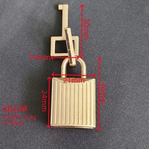 <span class=keywords><strong>Cadenas</strong></span> de sécurité en métal avec clés pour verrouiller les armoires de rangement Boîtes à outils Bagages Sacs à dos Journal Livres et valises - Product Image 2