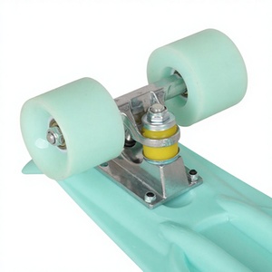 Venta Directa <span class=keywords><strong>de</strong></span> Fábrica, <span class=keywords><strong>Patineta</strong></span> <span class=keywords><strong>de</strong></span> 22 Pulgadas, <span class=keywords><strong>Cuatro</strong></span> <span class=keywords><strong>Ruedas</strong></span>, Plataforma Antideslizante Tipo Waffle, <span class=keywords><strong>Patineta</strong></span> Fish - Product Image 6