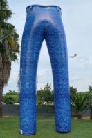 Pantalon gonflable géant réutilisable de 5 m, jeans publicitaires personnalisés, pantalon en denim pour la publicité de la marque de vêtements, campagne/festival/vente au détail