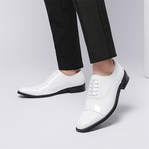 Zapatos Casuales de Hombre de Cuero Genuino de Grado Empresarial Personalizados, Formales, de Charol Blanco - Product Image 4