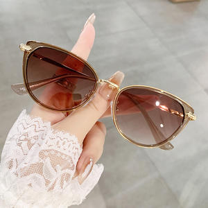 แว่นกันแดดทรงแคทอายโพลาไรซ์สุดหรู รุ่นปี 2026 ดีไซน์ทันสมัยสำหรับทุกเพศ คุณภาพสูง น้ำหนักเบา กรอบเต็ม ป้องกันรังสียูวี 400 - Product Image 1