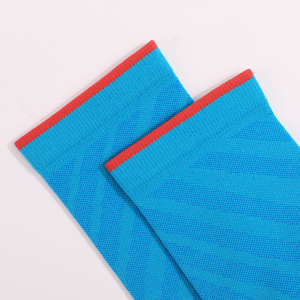<strong>Custom</strong> <strong>Manufacturer</strong> Compression Coolmax Athletic Running Moisture Wicking <strong>Socks</strong> for Unisex - Product Image 2