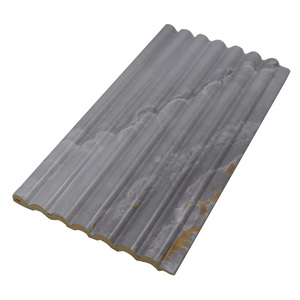 Panel de pared sólido de PVC de hoja de mármol ondulado de precio <span class=keywords><strong>barato</strong></span> fácil de instalar panel de pared WPC de grano de madera 3D para decoración de restaurante - Product Image 2