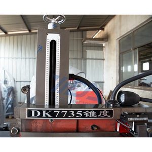 آلة قطع الأسلاك الكهربائية عالية الدقة ومنخفضة السعر من سلسلة DK77، آلة قطع الأسلاك بالتفريغ الكهربائي CNC طراز DK7725 للبيع - Product Image 3