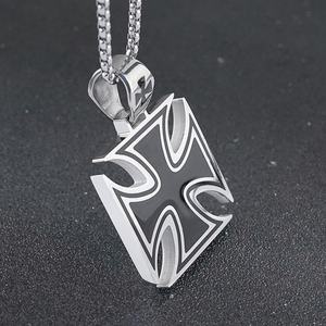 Colliers Croix Pendentifs en Émail, Design en Acier Inoxydable 316L, Breloques Bijoux Religieux, Pendentif Jésus - Product Image 1