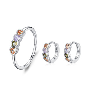 Anillo y Pendientes de Plata de Ley S925 con Forma de Corazón Romántico y Colorido, Conjunto de Joyería de Diseño Vintage Elegante y Único - Product Image 1