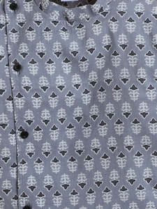 Conjunto de kurta y pijama estampado para niños, ropa étnica elegante para niños, atuendo tradicional cómodo para ocasiones festivas y uso casual. - Product Image 4