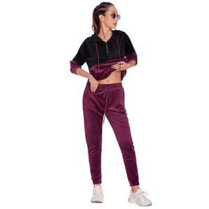 <b>Women's</b> <b>Velvet</b> Hooded Crop <b>Top</b> & Jogger Set Three Quarter Sleeve Solid Color Two Piece Tracksuit Casual All Seasons Wear - Product Image 1