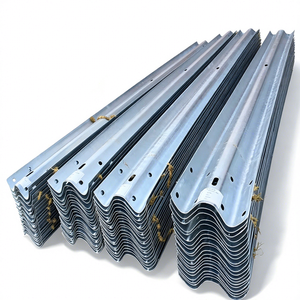 Barrière routière en acier galvanisé à trois ondes EN 1317 N2 avec poteau en C, usine chinoise, fournisseur de premier plan AASHTO M180, bride testée TL4 - Product Image 1