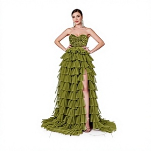 Vêtements d'occasion de marque XW pour le printemps, en gros, à faible quantité minimale de commande, hauts et robes, emballage en vrac - Product Image 1