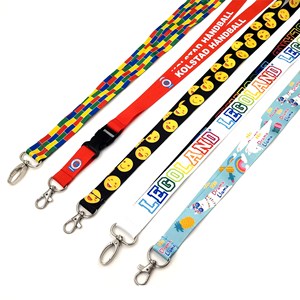 Lanière personnalisée en polyester vierge pour sublimation, avec crochet, écologique, légère, sérigraphiée - Product Image 4