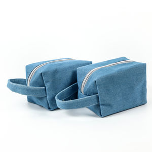 Sac cosmétique en jean personnalisé en gros, réutilisable, lavable, de voyage, style simple, carré, portable, avec fermeture éclair - Product Image 2