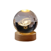Boule de cristal personnalisée avec image 3D gravée au laser pour la Saint-Valentin avec base lumineuse LED