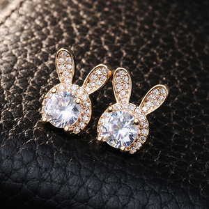 Orecchini a Perno a Forma di Coniglio per Donne, Gioielli di Moda con Piccoli Animali, Vendita all'Ingrosso - Product Image 1