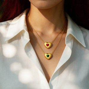 Collar de Joyería con Colgante de Corazón en Acero Inoxidable 316L, Chapado en Oro de 18k, Resistente al Agua y al Deslustre, con Logotipo Personalizado para Mujer - Product Image 2